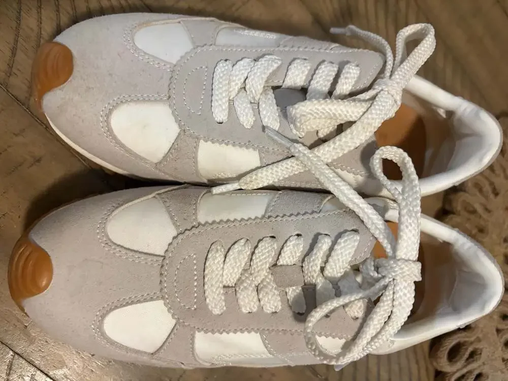 Blowfish Malibu Bree Retro-Inspired Runner Sneakers